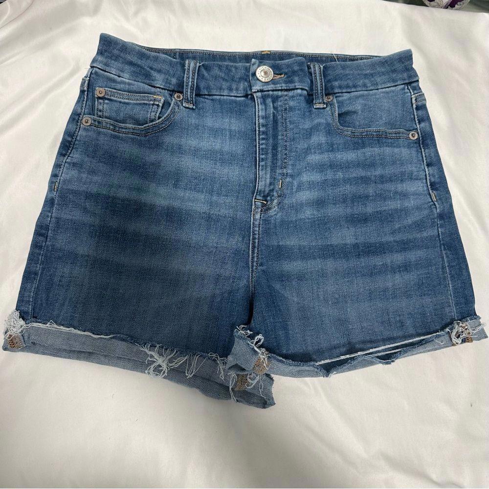 American Eagle High Rise Shorts